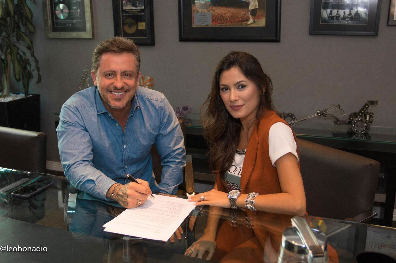Darfiny assina contrato com Rick Bonadio